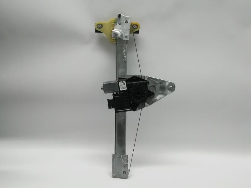 Leve vitre electrique avant gauche DACIA DUSTER II ACCESS  - 1