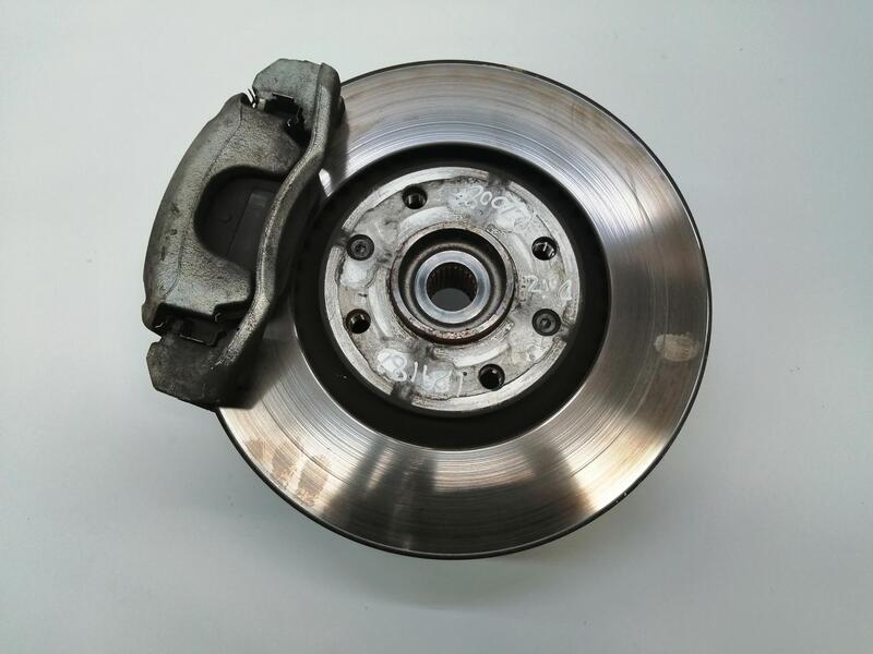 Fusee avant gauche PEUGEOT 2008 (P1) ACTIVE PACK Diesel - 1
