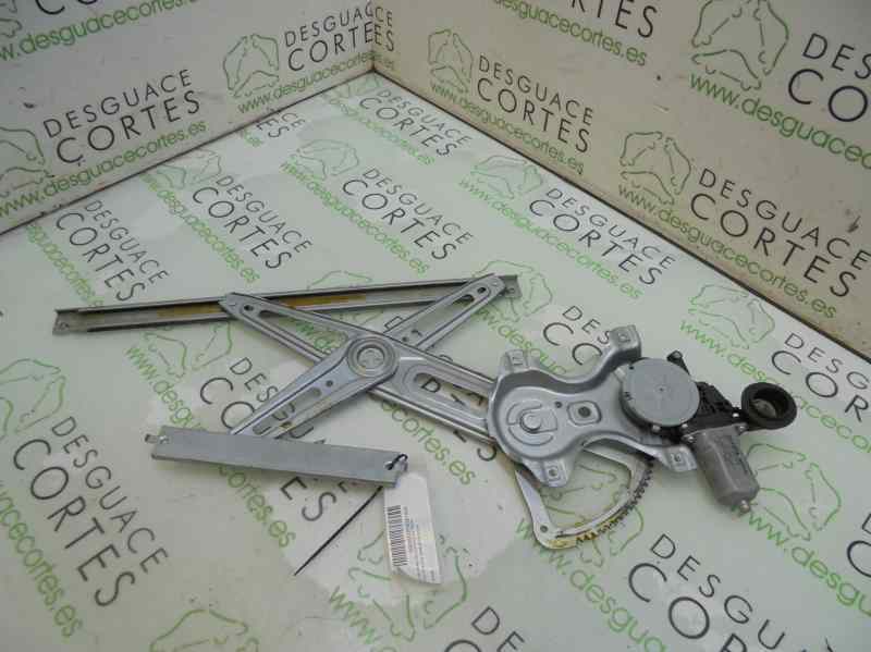 Leve vitre electrique avant droit TOYOTA AURIS 2.0 D-4D  - 1