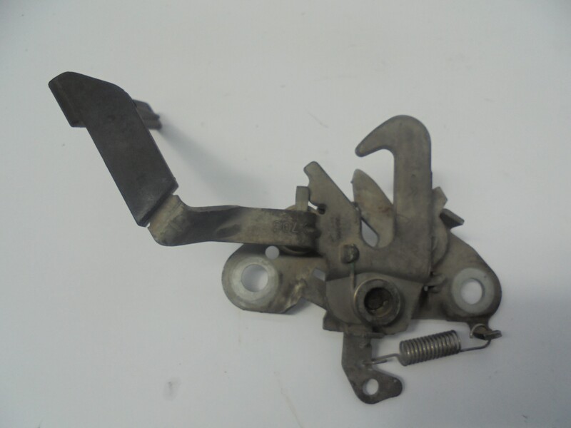 Fermeture de capot CITROEN C3 1.4 HDI EXCLUSIVE Diesel - 1