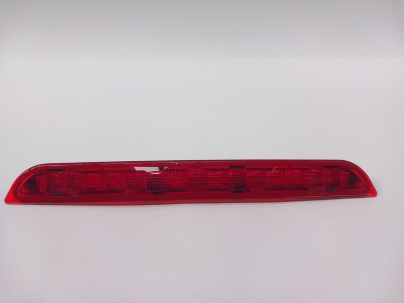 Feu arriere stop central MAZDA CX-5 2.2 D  - 1