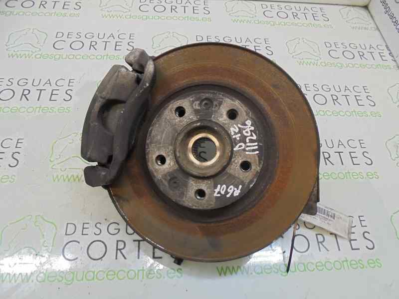 Fusee avant gauche PEUGEOT 607 2.2 HDI  - 1