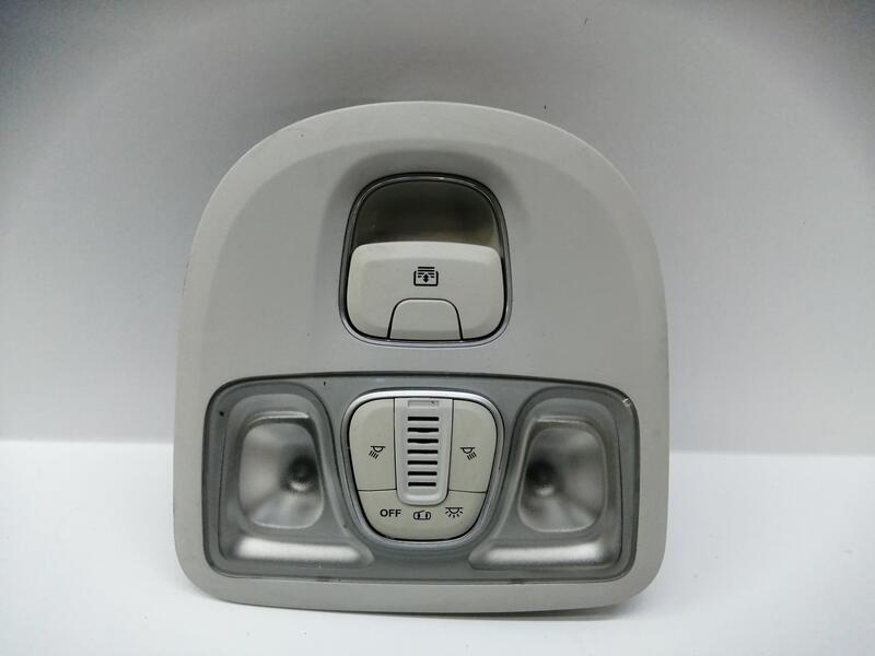 Eclairage de plafonnier FIAT 500L 1.3 D MULTIJET  - 1