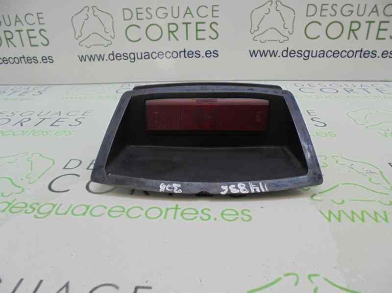Feu arriere stop central PEUGEOT 306 1.4 SL Essence - 1