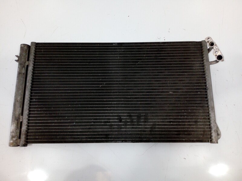 Condenseur de clim BMW SERIE 1 BERLINA (E81/E87) 118D Diesel - 1