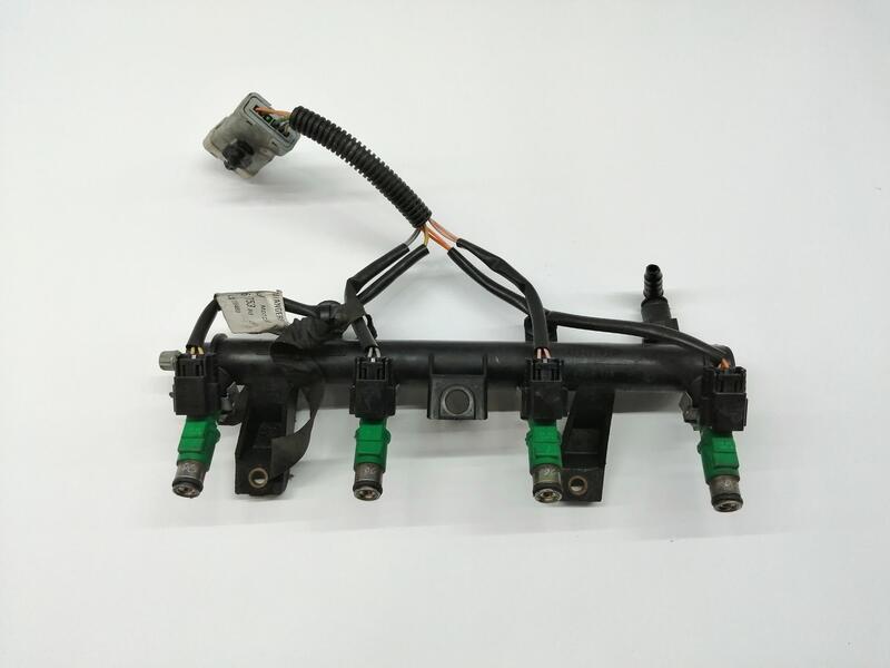 Rampe injection CITROEN C2 1.4 Essence - 1