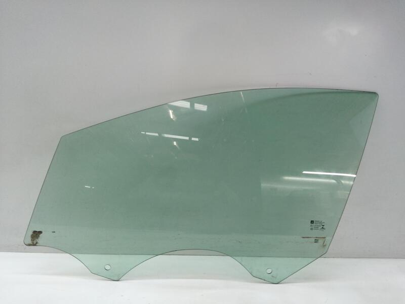 Vitre avant gauche OPEL ASTRA K 1.6 CDTI  - 1