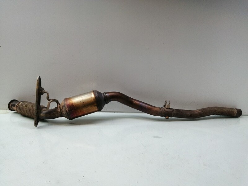 Catalyseur (echappement) VOLKSWAGEN TOURAN (5T1) ADVANCE BMT Diesel - 1