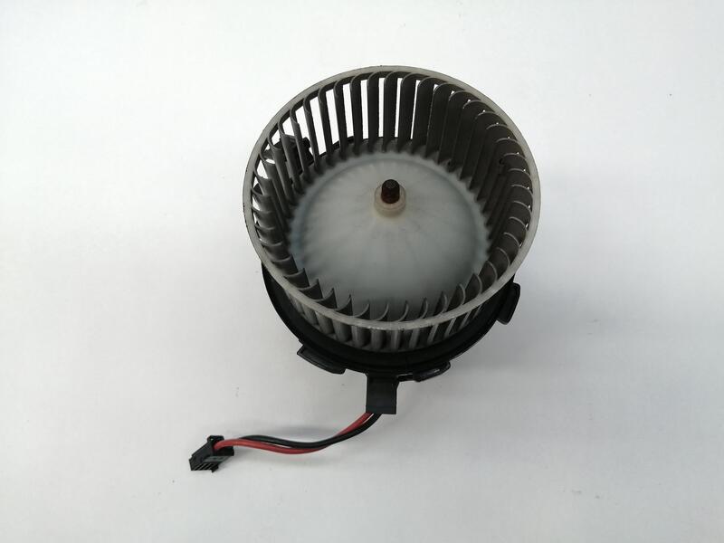 Pulseur d'air AUDI A4 AVANT (8K5) BASICO QUATTRO Diesel - 1