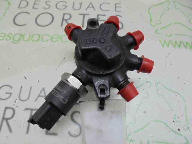 Rampe injection RENAULT CLIO II FASE II (B/CB0) AUTHENTIQUE Diesel - 1