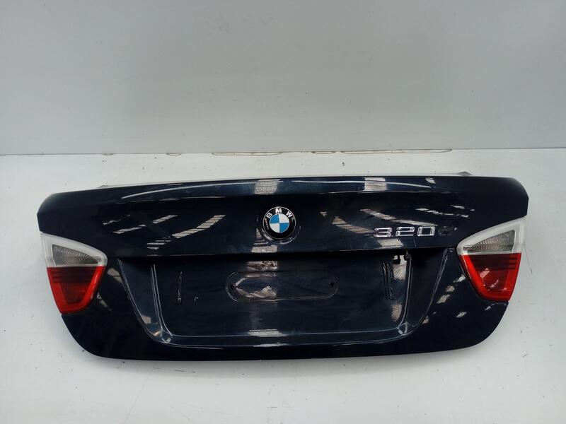 Malle/Hayon arriere BMW 3 18 D  - 1