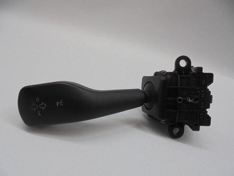 Commodo phare BMW SERIE 3 BERLINA (E46) 320D Diesel - 1