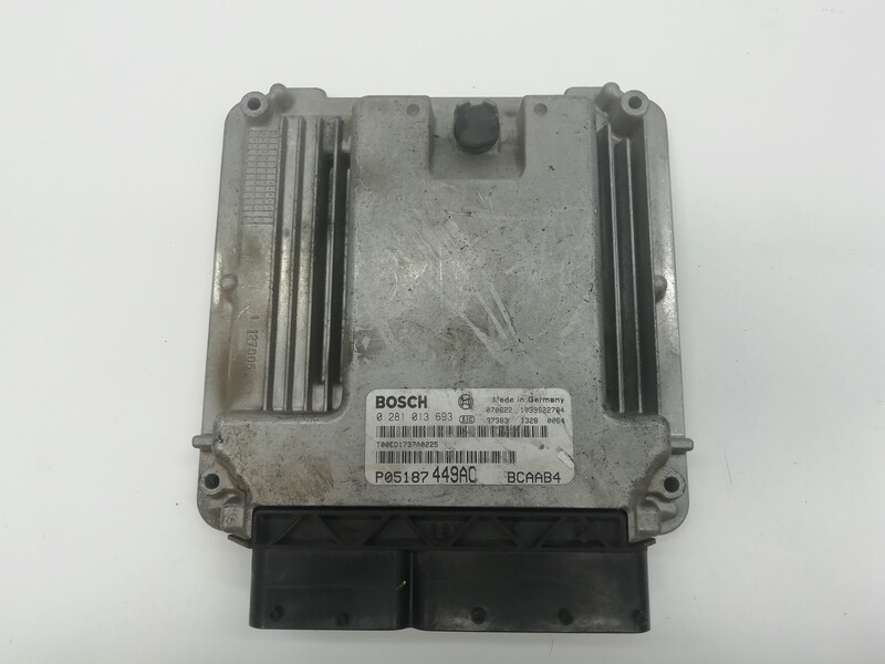 Calculateur moteur DODGE CALIBER 2.0 CRD  - 1