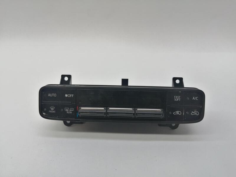 Commande chauffage TOYOTA AURIS 1.4 D-4D  - 1