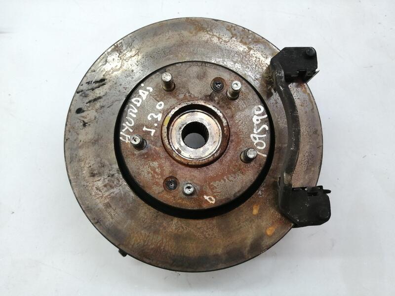 Fusee avant gauche HYUNDAI I30 1.6 CRDI  - 1