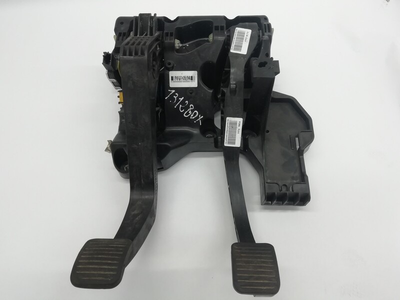 Pedale d'embrayage CITROEN JUMPER FURGON 2.0 BLUEHDI 110  - 1