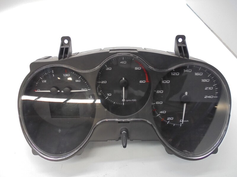 Compteur SEAT LEON (1P1) REFERENCE Diesel - 1