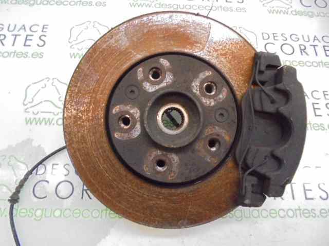 Fusee avant droit RENAULT MEGANE III FASTBACK 1.5 DCI  - 1