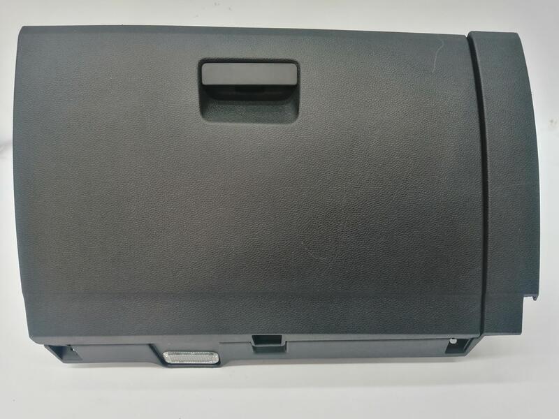Boite a gants SEAT IBIZA V 1.0 TSI Essence - 1