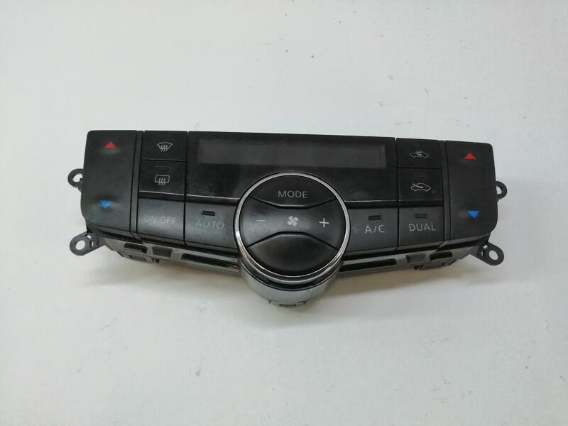 Commande chauffage NISSAN PULSAR FASTBACK 1.2 DIG-T Essence - 1
