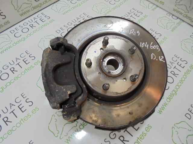 Fusee avant gauche TOYOTA AURIS 2.0 D-4D  - 1