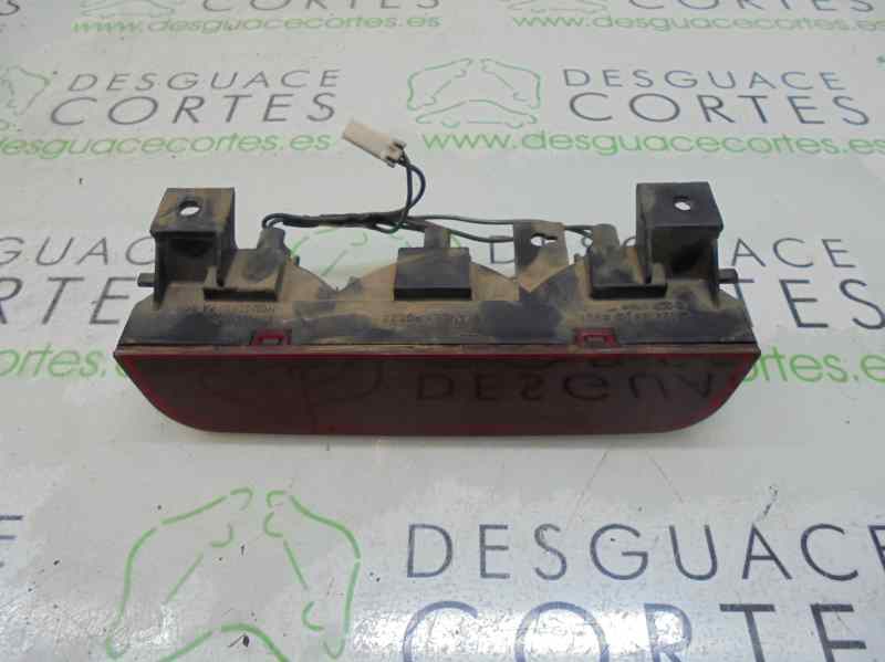 Feu arriere stop central MITSUBISHI MONTERO (V60/V70) 3.2 DI-D GLS Diesel - 1