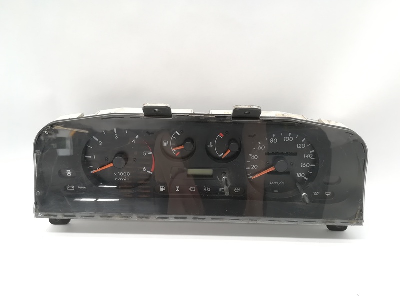 Compteur NISSAN TERRANO II 2.7 TD 4WD  - 1