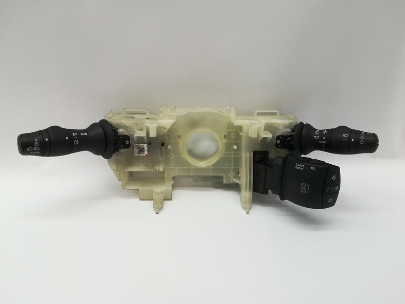 Commodo phare RENAULT MEGANE III FASTBACK 1.2 TCE Essence - 1