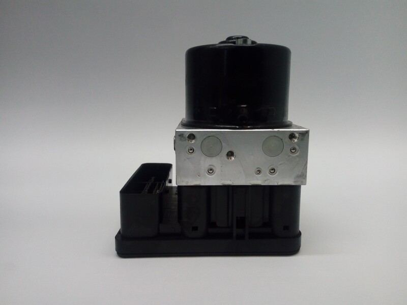Calculateur boitier electronique ESP/ABS BMW SERIE 1 BERLINA (E81/E87) 118D Diesel - 1