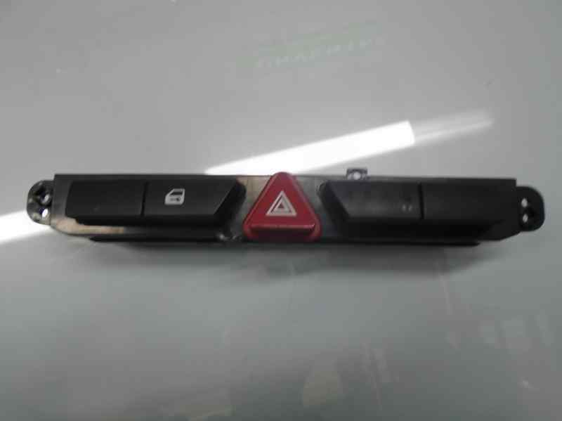 Bouton de warning KIA CEED FASTBACK 1.6 CRDI 115  - 1