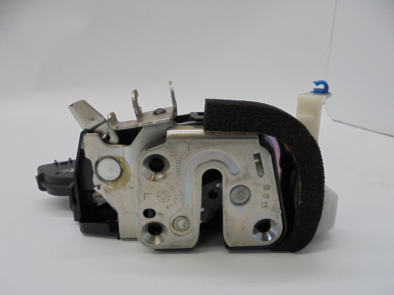 Serrure avant gauche NISSAN MICRA IV 1.2 Essence - 1