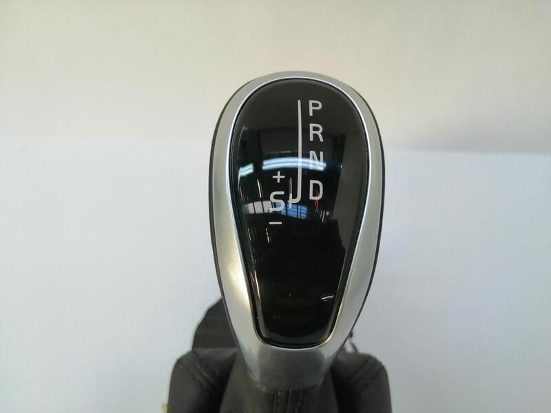 Levier de vitesses VOLVO XC60 BUSINESS PLUS 2WD Diesel - 1