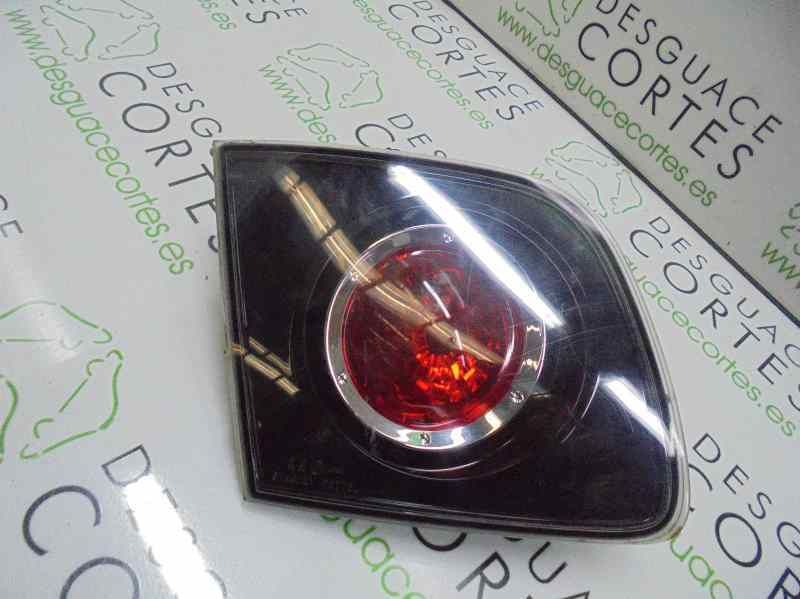 Feu arriere secondaire gauche (feux) MAZDA 3 BERLINA (BK) 1.6 CRDT  ACTIVE Diesel - 1