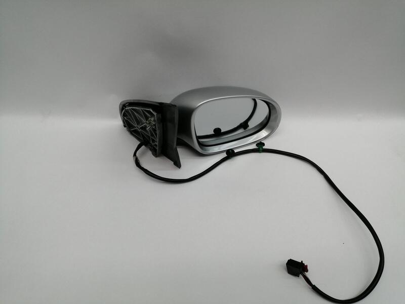 Retrovisor derecho VOLKSWAGEN GOLF V (1K1)(10.2003) HIGHLINE Diésel - 1
