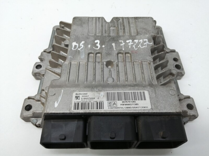 Calculateur moteur CITROEN DS3 BASE Diesel - 1