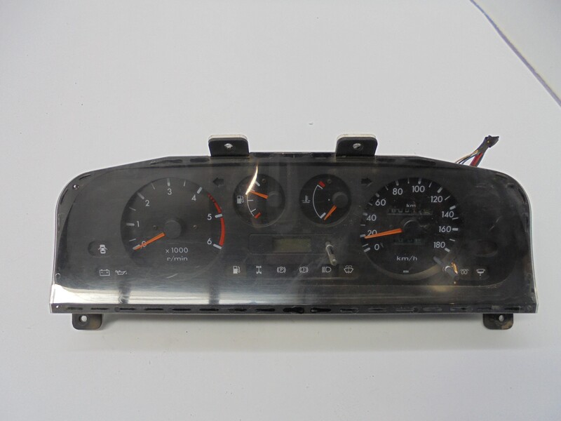 Compteur NISSAN TERRANO II 2.7 TD 4WD  - 1