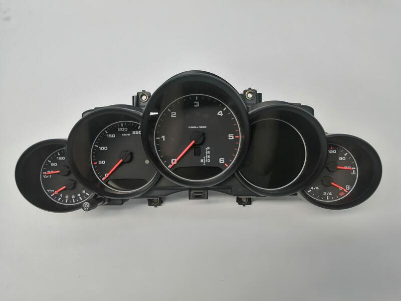Compteur PORSCHE CAYENNE 3.0 DIESEL  - 1