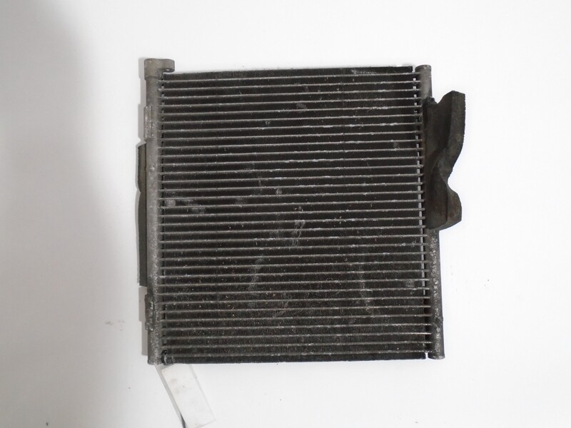 Condenseur de clim HONDA CIVIC VI COUPE 1.6 I VTEC Essence - 1