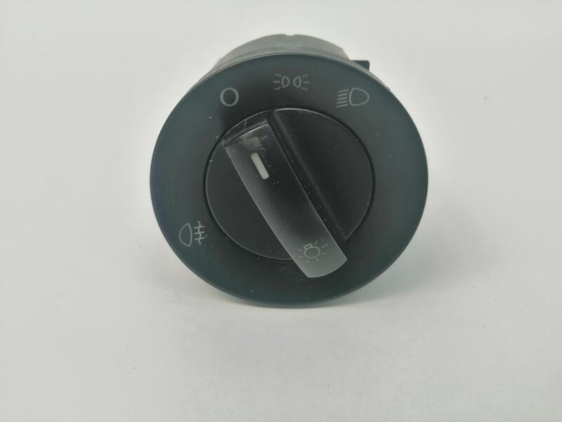 Commodo phare VOLKSWAGEN POLO 1.4 16V Essence - 1