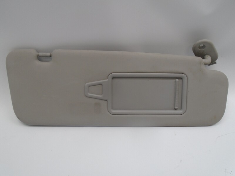 Pare soleil gauche HYUNDAI IX20 1.4 Essence - 1