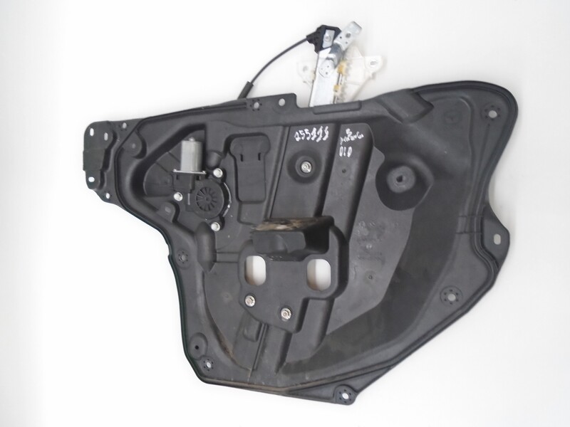 Leve vitre electrique avant droit MAZDA 3 2.2 D  - 1