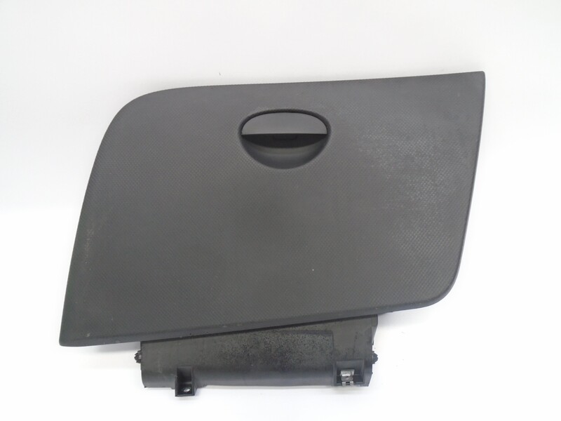 Boite a gants SEAT LEON (1P1) REFERENCE Diesel - 1