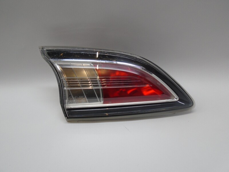 Feu arriere secondaire gauche (feux) MAZDA 3 2.0 Essence - 1