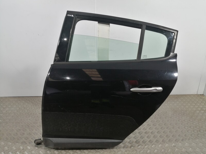 Porte arriere gauche RENAULT MEGANE III FASTBACK 1.5 DCI  - 1