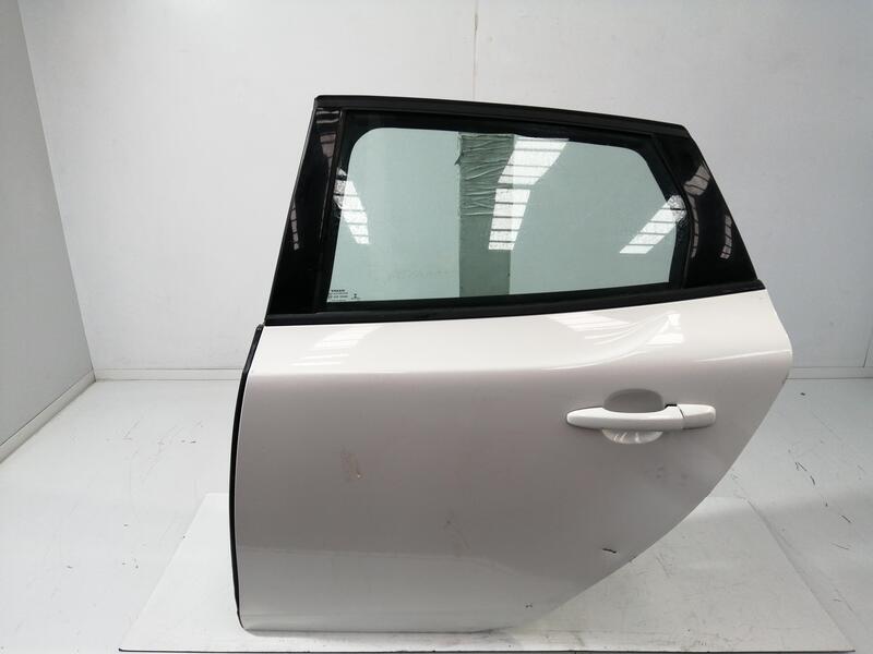 Porte arriere gauche VOLVO V40 FASTBACK D2  - 1