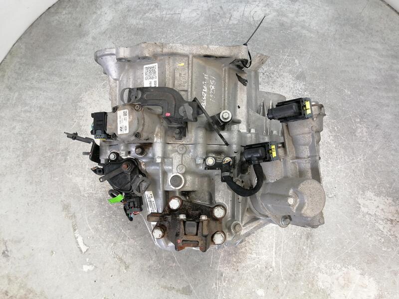 Boite de vitesses HYUNDAI VELOSTER 1.6 GDI Essence - 1