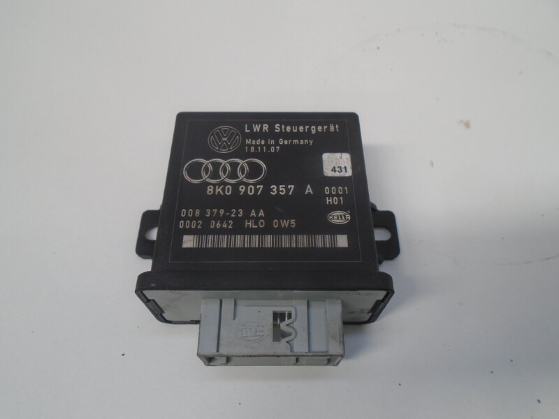 Module électronique AUDI A5 COUPE (8T) 2.7 TDI Diesel - 1