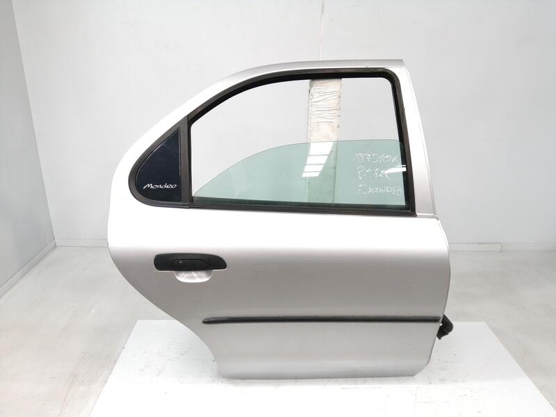 Puerta trasera derecha FORD MONDEO BERLINA (GD) AMBIENTE Diésel - 1