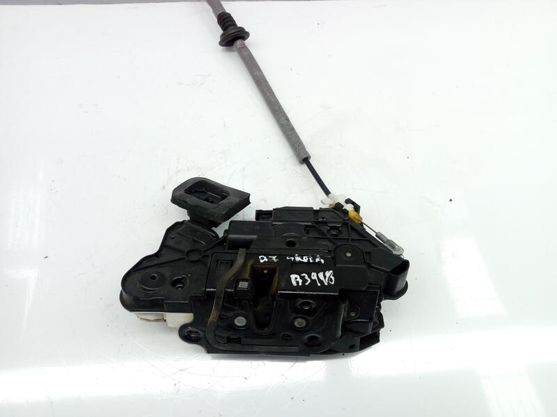 Serrure avant gauche SKODA RAPID 1.6 TDI  - 1