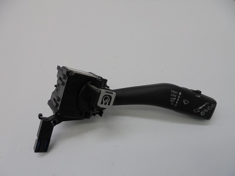 Commodo d'essuie glaces SEAT LEON (1P1) REFERENCE Diesel - 1